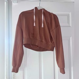 Cute Forever 21 slightly cropped sweater